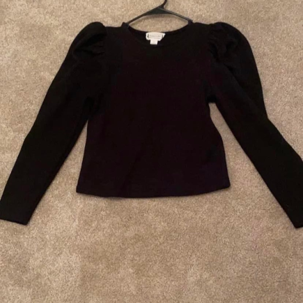 Puff sleeve shirt